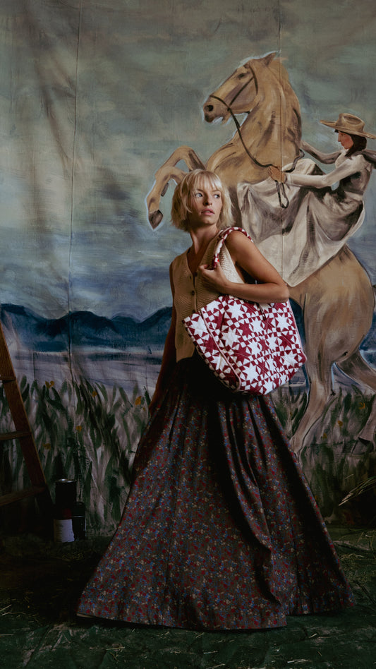 Quilted Lone Star Market Tote in Maple Red